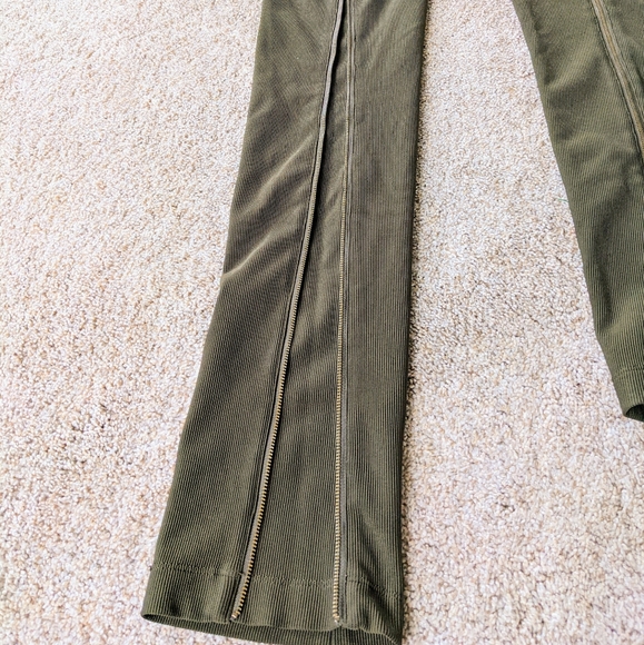 BCBG Olive Green Ribbed Leggings Back Zipper detail - Picture 7 of 12